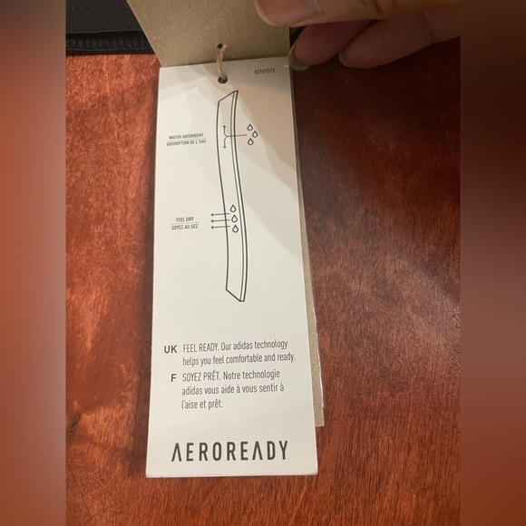 Adidas Training Workout Sports Bra Small Racer Back Mesh Black Padded NEW - Picture 2 of 8